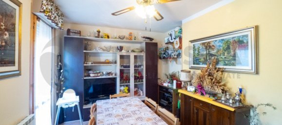 Apartamento de 3 dormitorios en Rufina, Italy No. 81752 4