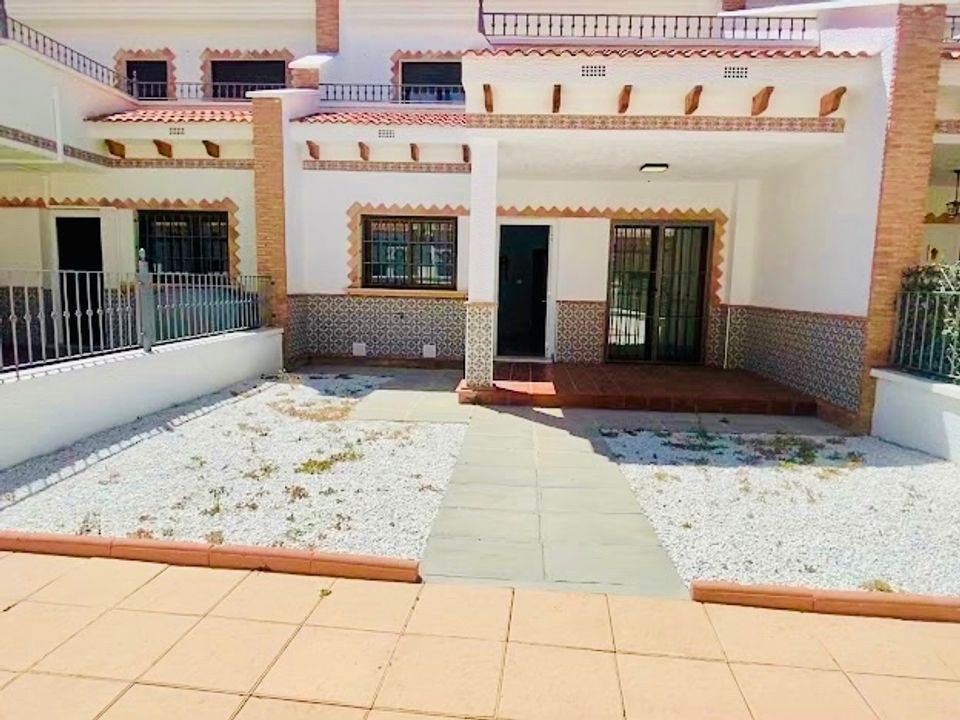 3 Schlafzimmer Villa in San Miguel de Salinas, Spain, Nr. 170265