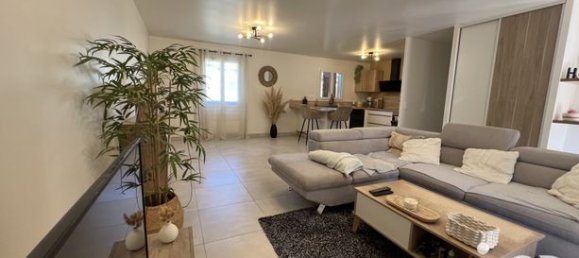 3 bedrooms House in Boe, France No. 301520 3