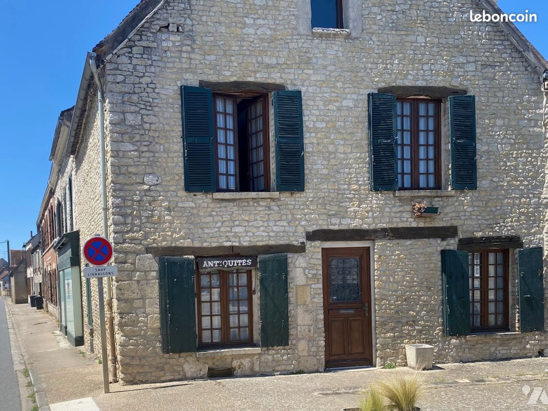 Villa de 8 habitaciónes en Boynes, France No. 332968