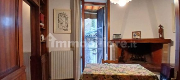 Apartamento de 3 dormitorios en Todi, Italy No. 145064 10