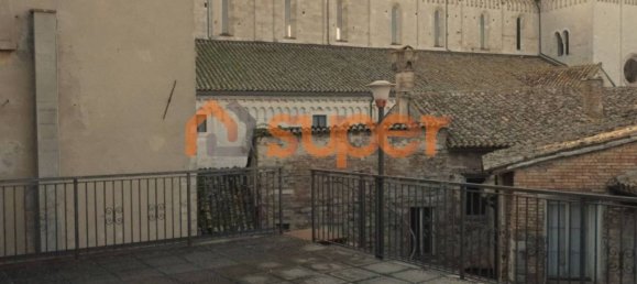 Apartamento de 3 dormitorios en Todi, Italy No. 145064 16