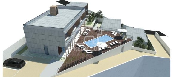  Land in Funchal, Portugal No. 117750 2