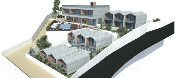  Land in Funchal, Portugal No. 117750 4