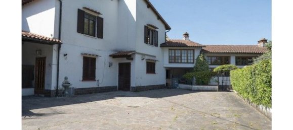 7غرفة منزل في Campi Bisenzio, Italy رقم 141445 2