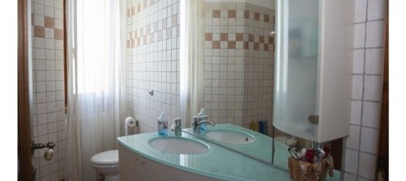 7غرفة منزل في Campi Bisenzio, Italy رقم 141445 20