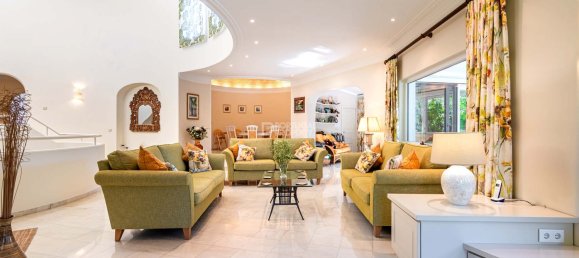 Villa de 6 dormitorios en Quarteira, Portugal No. 122083 10