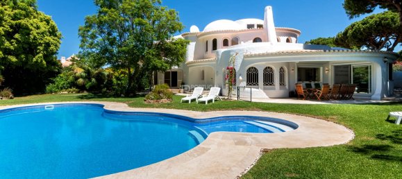 Villa de 6 dormitorios en Quarteira, Portugal No. 122083 2