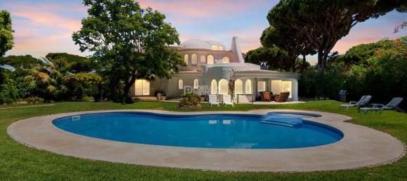 Villa de 6 dormitorios en Quarteira, Portugal No. 122083 3