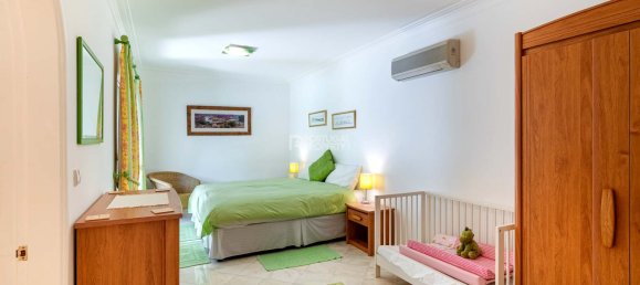 Villa de 6 dormitorios en Quarteira, Portugal No. 122083 21