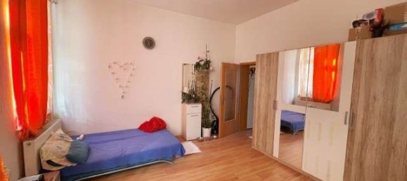 Квартира с 3 комнатами в Plauen, Германия № 74798 5