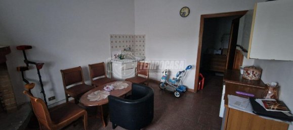 3غرفة شقة في San Severino Marche, Italy رقم 5188 10