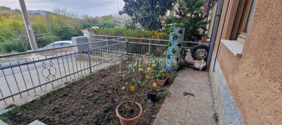 3غرفة شقة في San Severino Marche, Italy رقم 5188 13