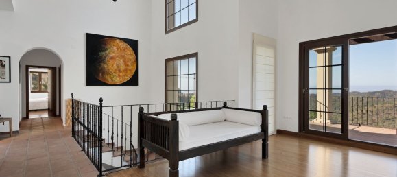 Дом с 5 спальнями в Бенахавис, Испания № 136392 10