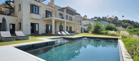 Дом с 5 спальнями в Бенахавис, Испания № 136392 34