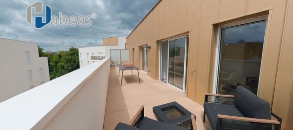 3 bedrooms Penthouse in Rhone, France No. 287427 11