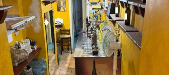 Gewerbliche Immobilie in Naples, Italy 40m², Nr. 346246 7