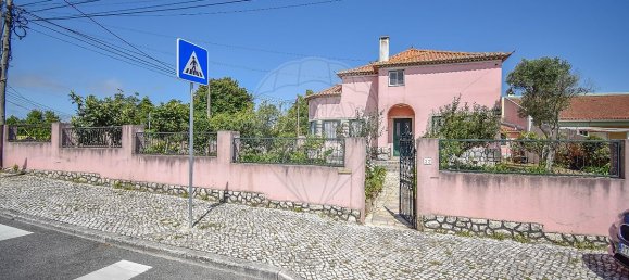 4 Schlafzimmer Haus in Rio de Mouro, Portugal, Nr. 45486 23