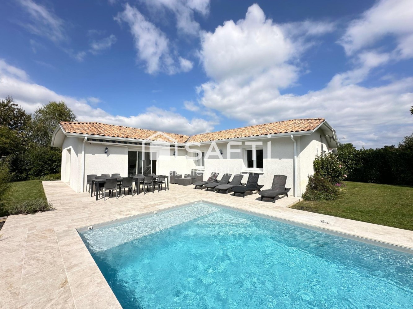 4 bedrooms House in Audenge, France No. 336158