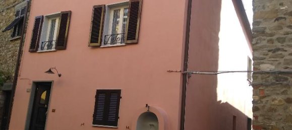 7 rooms House in Luni, Italy No. 163338 3