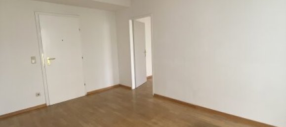 3-salle Garage à Innsbruck-Stadt, Austria No. 162647 6