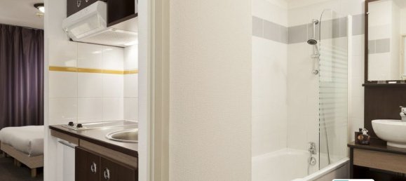 Studio in Le Port-Marly, France No. 328576 4