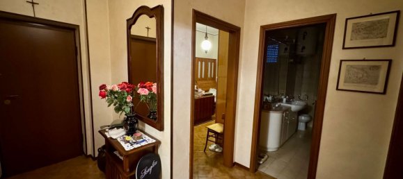 Apartamento de 3 divisões em Vercelli, Italy N.º 163006 3