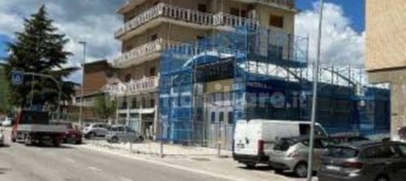 3 chambres Appartement à Montorio al Vomano, Italy No. 341348 6