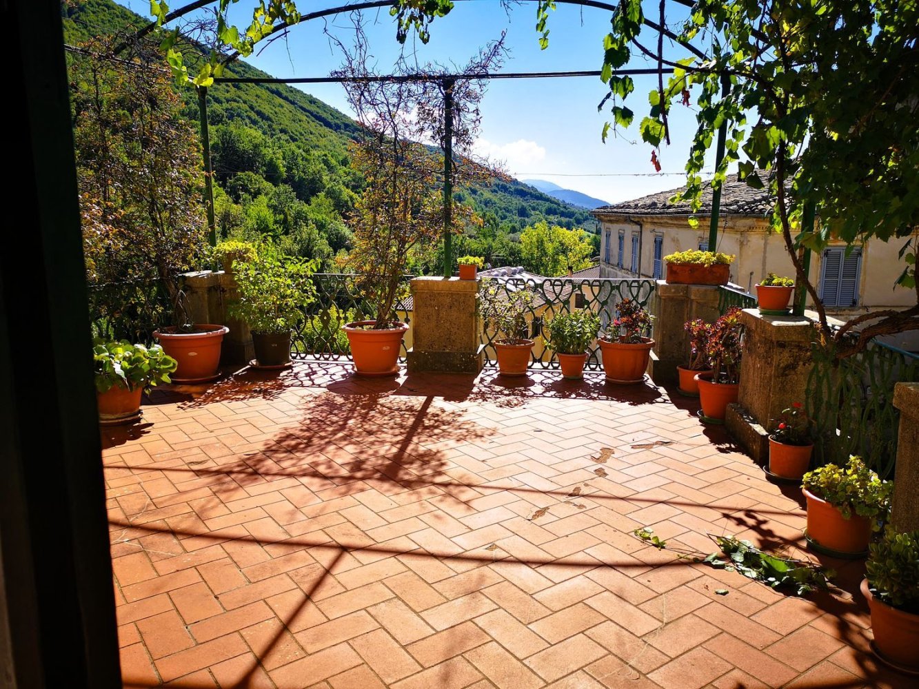 Квартира с 7 комнатами в Гуарчино, Италия № 149629