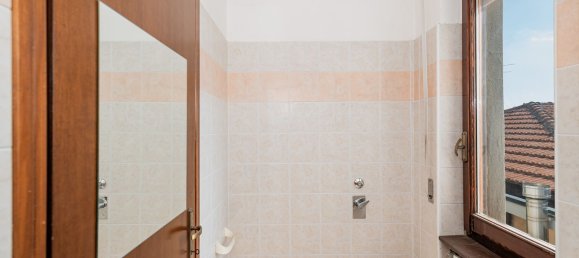 2 rooms Apartment in Peschiera Borromeo, Italy No. 259090 3