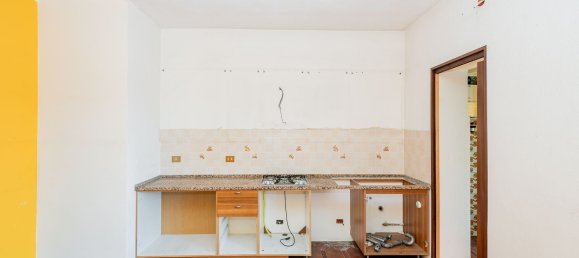 2 rooms Apartment in Peschiera Borromeo, Italy No. 259090 15