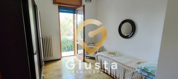4 rooms Apartment in Brindisi, Italy No. 161430 11