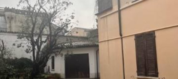 7 rooms House in Cremona, Italy No. 155411 3