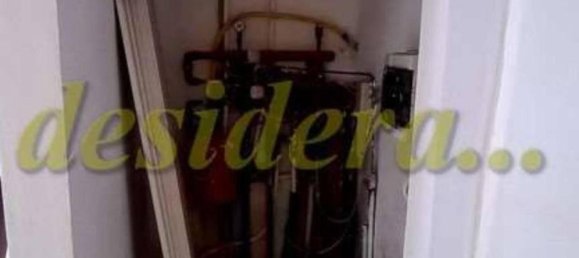 7 rooms House in Taino, Italy No. 70175 15