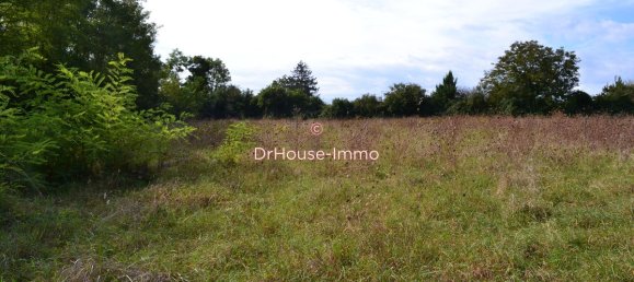 Terreno en Neuilly-en-Dun, France No. 244403 3