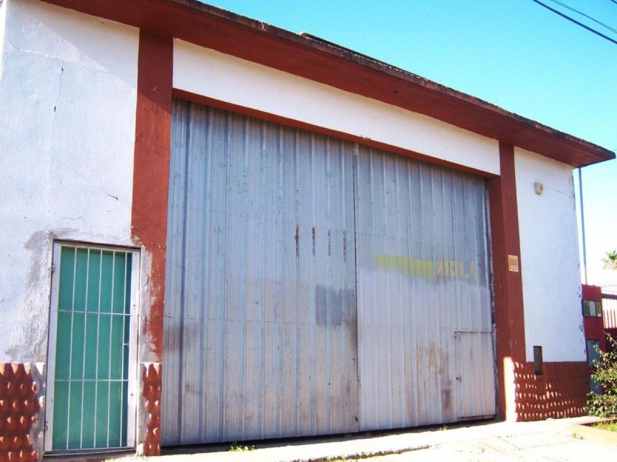 300m² Building in Mar del Plata, Argentina No. 108603