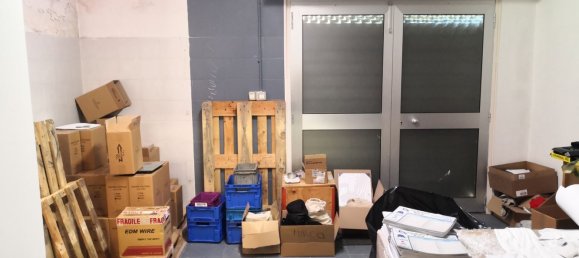 71m² Commercial property in San Giovanni Teatino, Italy No. 96298 11