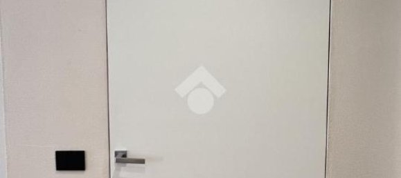 4 rooms Apartment in Verona, Italy No. 156803 10