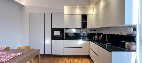 4 rooms Apartment in Verona, Italy No. 156803 7