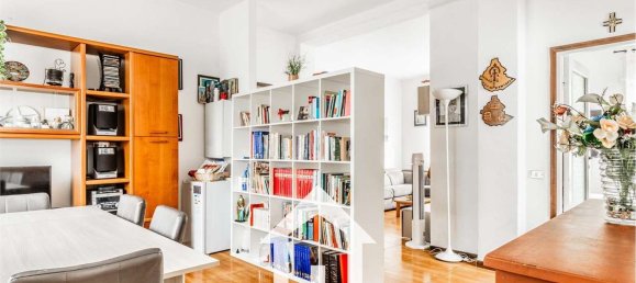 3 rooms Apartment in Cormano, Italy No. 330397 11