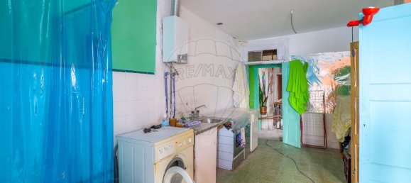 9 bedrooms Building in Porto, Portugal No. 224633 17