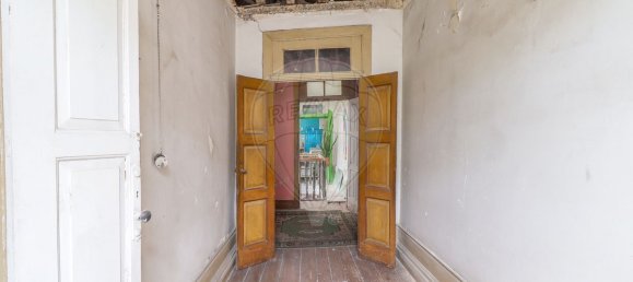 9 bedrooms Building in Porto, Portugal No. 224633 15