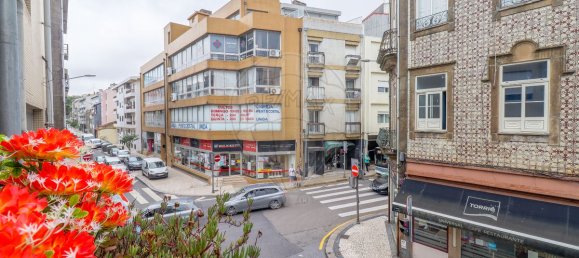 9 bedrooms Building in Porto, Portugal No. 224633 7