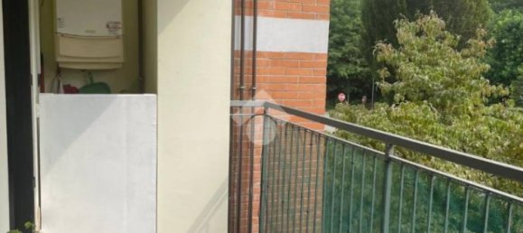 Apartamento de 2 dormitorios en Cardano al Campo, Italy No. 303028 11