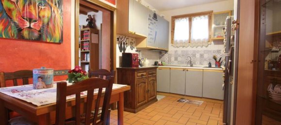 2 Schlafzimmer Wohnung in Montepulciano, Italy, Nr. 45072 7