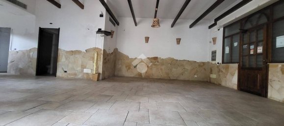 Imóvel comercial de 1 divisão em Pomezia, Italy N.º 225592 39