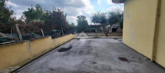 Imóvel comercial de 1 divisão em Pomezia, Italy N.º 225592 20