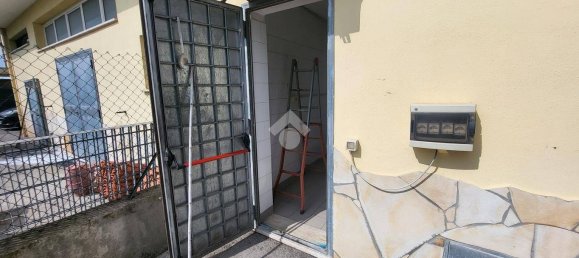 Imóvel comercial de 1 divisão em Pomezia, Italy N.º 225592 6