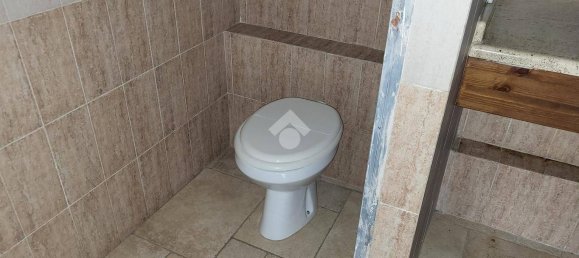 Imóvel comercial de 1 divisão em Pomezia, Italy N.º 225592 40