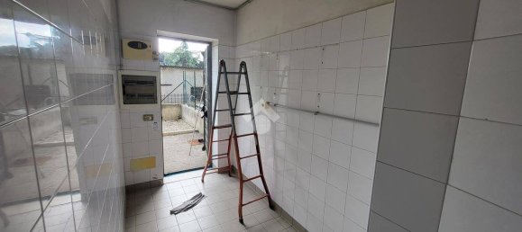 Imóvel comercial de 1 divisão em Pomezia, Italy N.º 225592 50